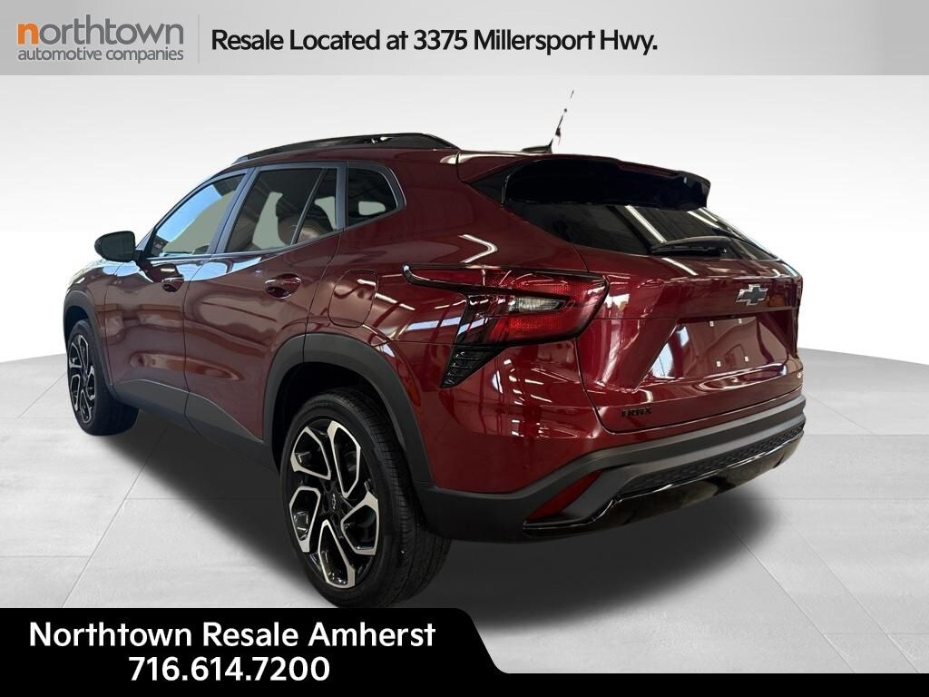 Used 2024 Chevrolet Trax 2RS SUV