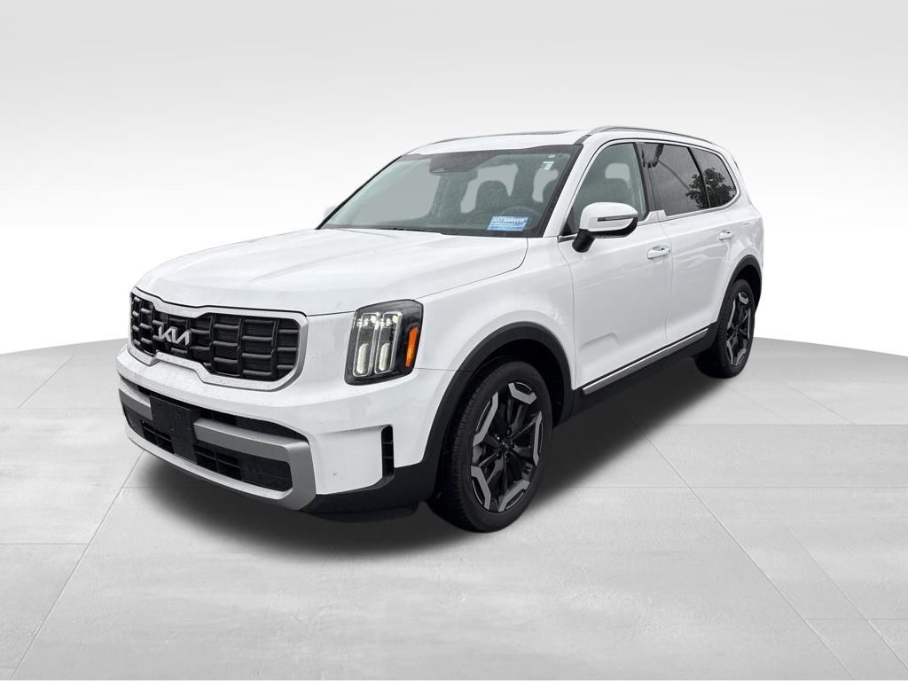 2023 Kia Telluride S photo 2