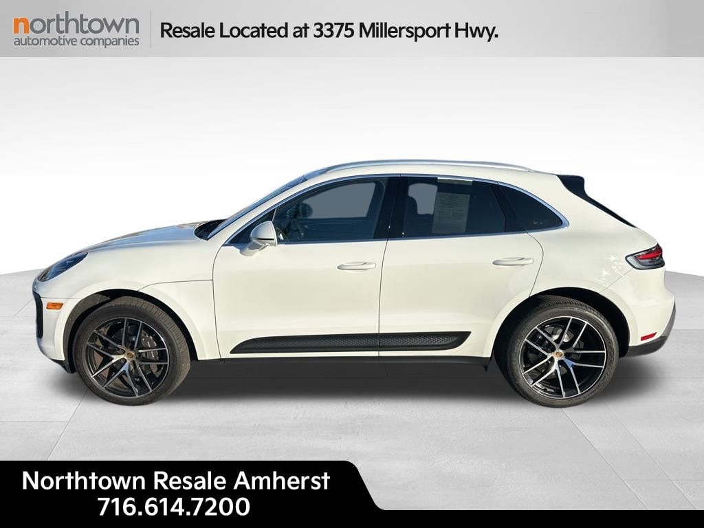 Used 2023 Porsche Macan Base SUV