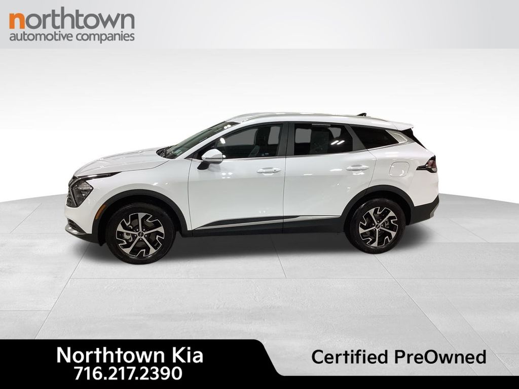 2023 Kia Sportage EX photo 3
