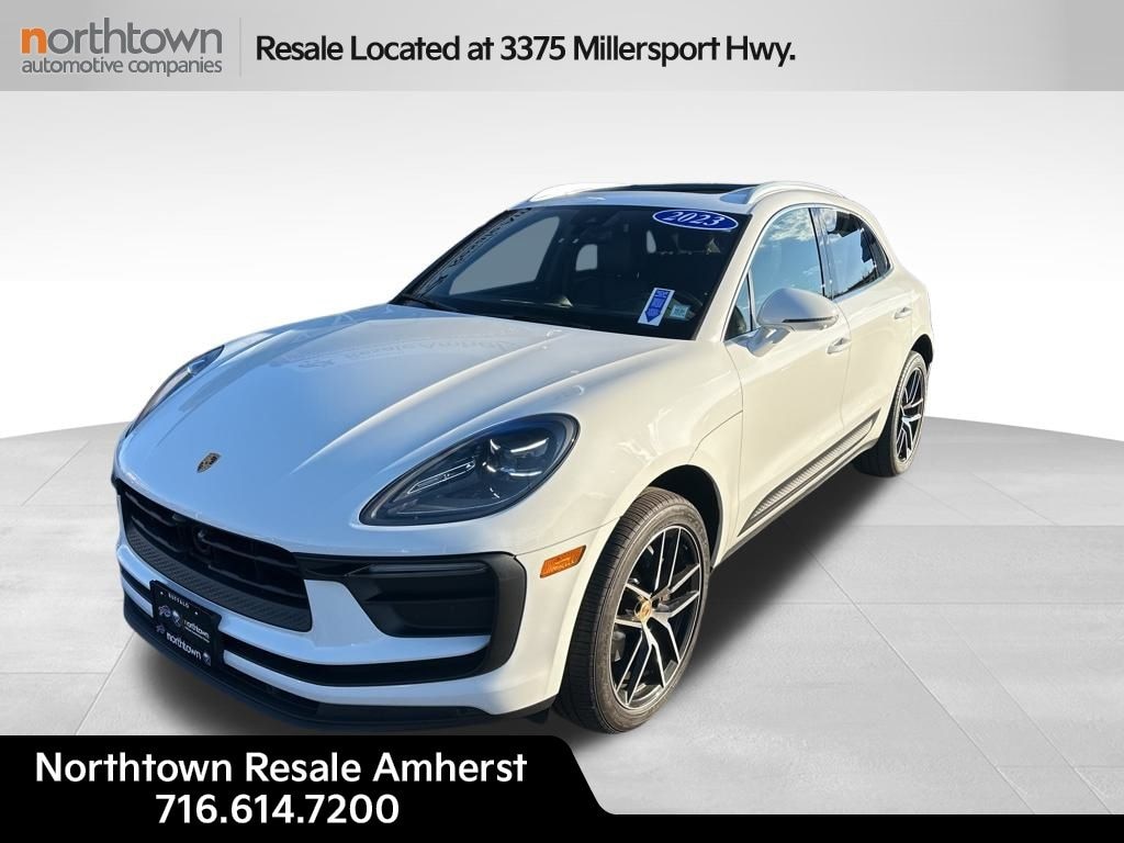Used 2023 Porsche Macan Base SUV