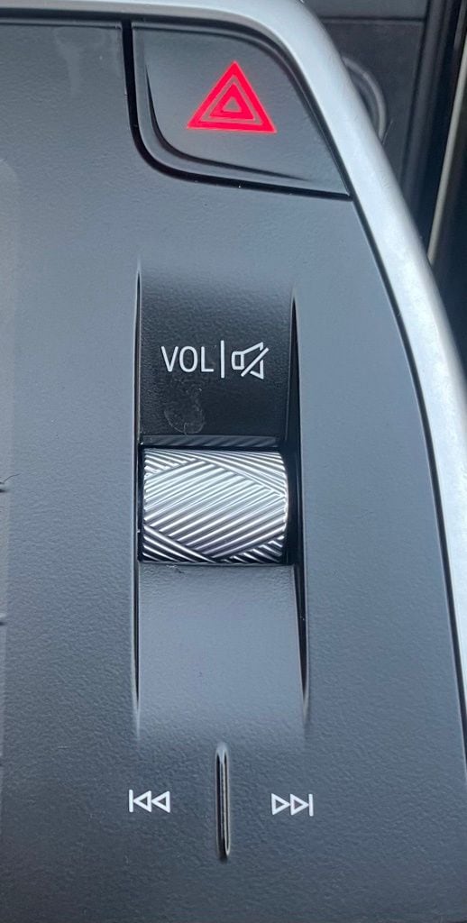 2023 BMW X1 28i - Photo 17
