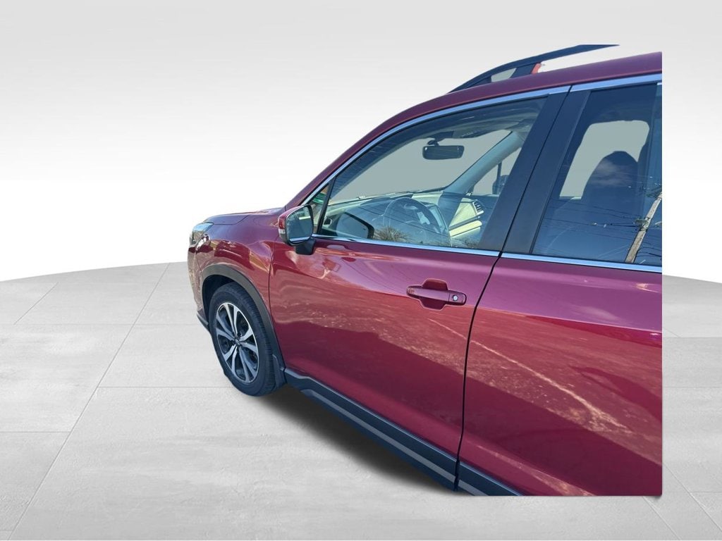 2023 Subaru Forester Limited - Photo 11