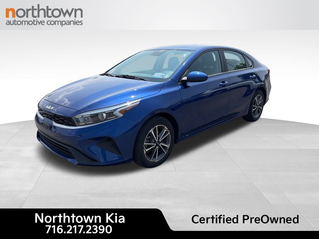 2022 Kia Forte LXS photo 3