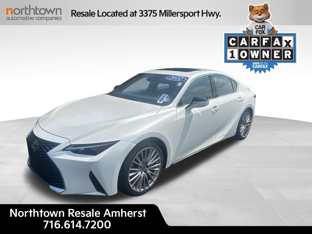 2022 Lexus IS 300 photo 3