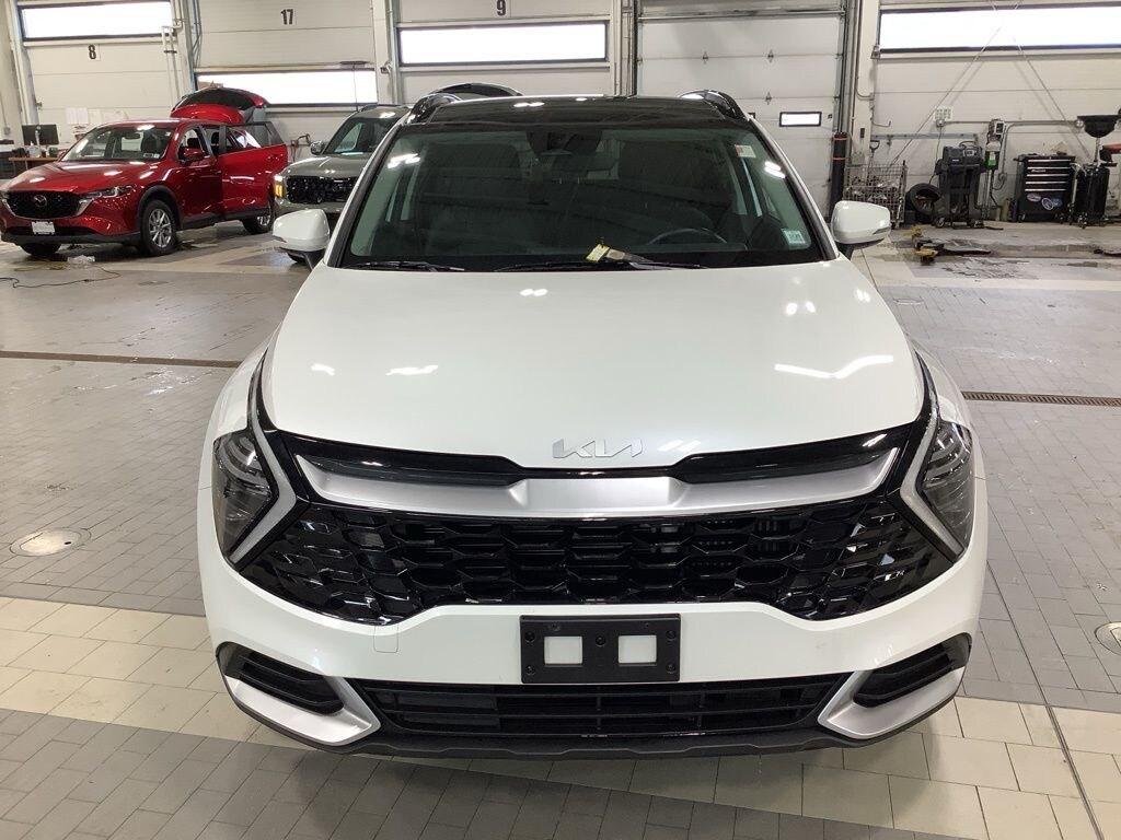Certified 2024 Kia Sportage Hybrid EX SUV