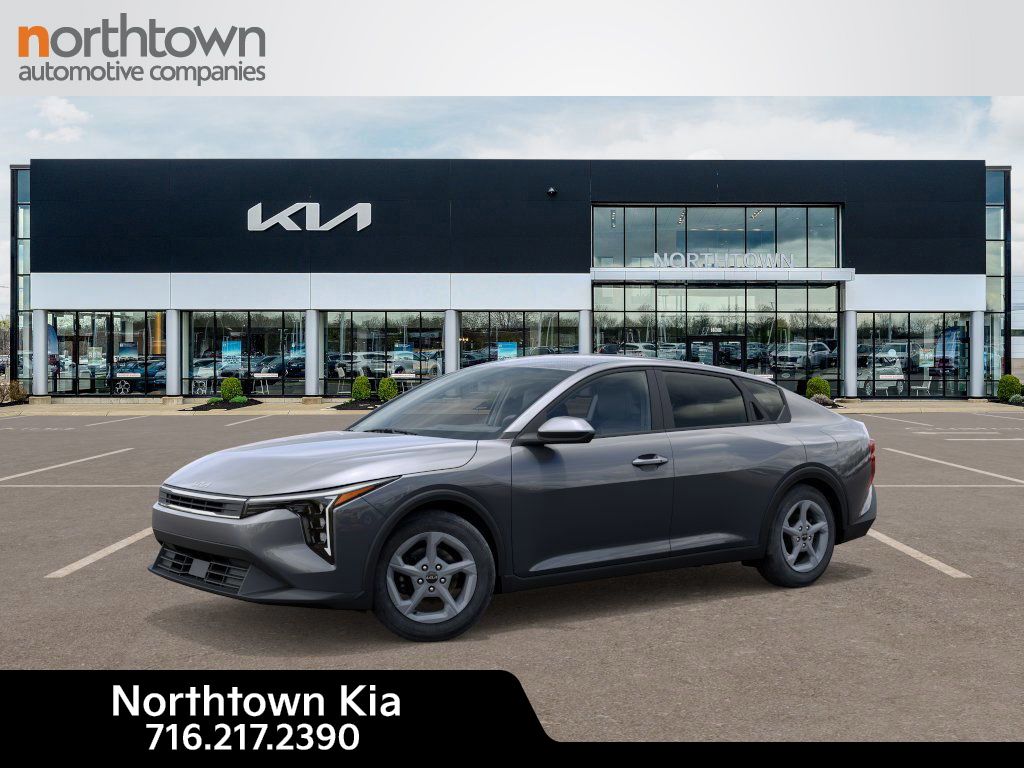 2025 Kia K4 LXS photo 3