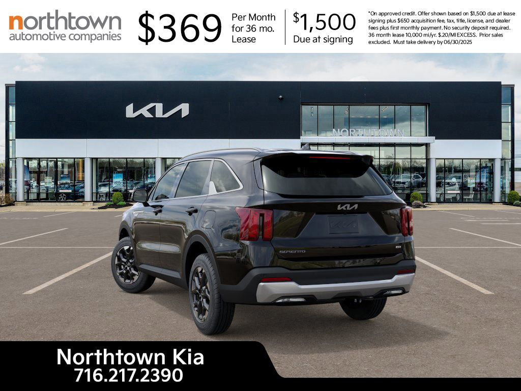 2025 Kia Sorento S photo 4
