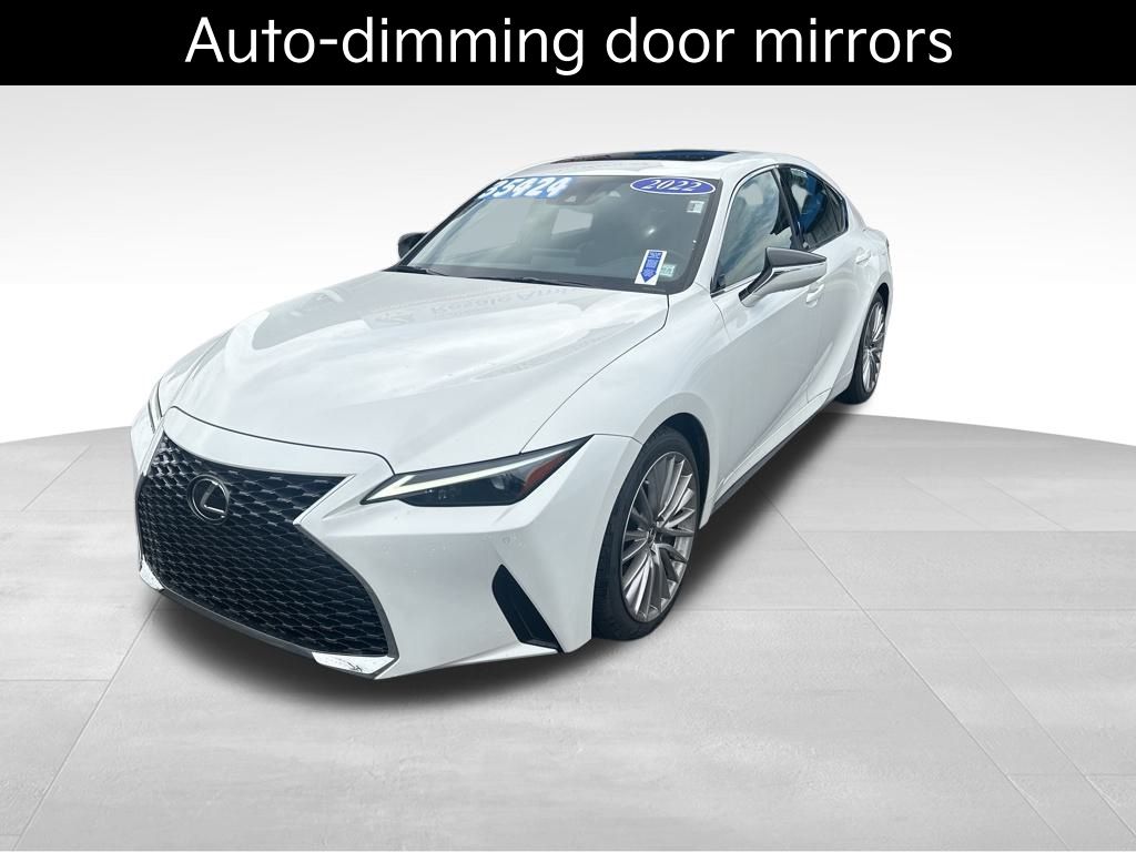2022 Lexus IS 300 photo 3