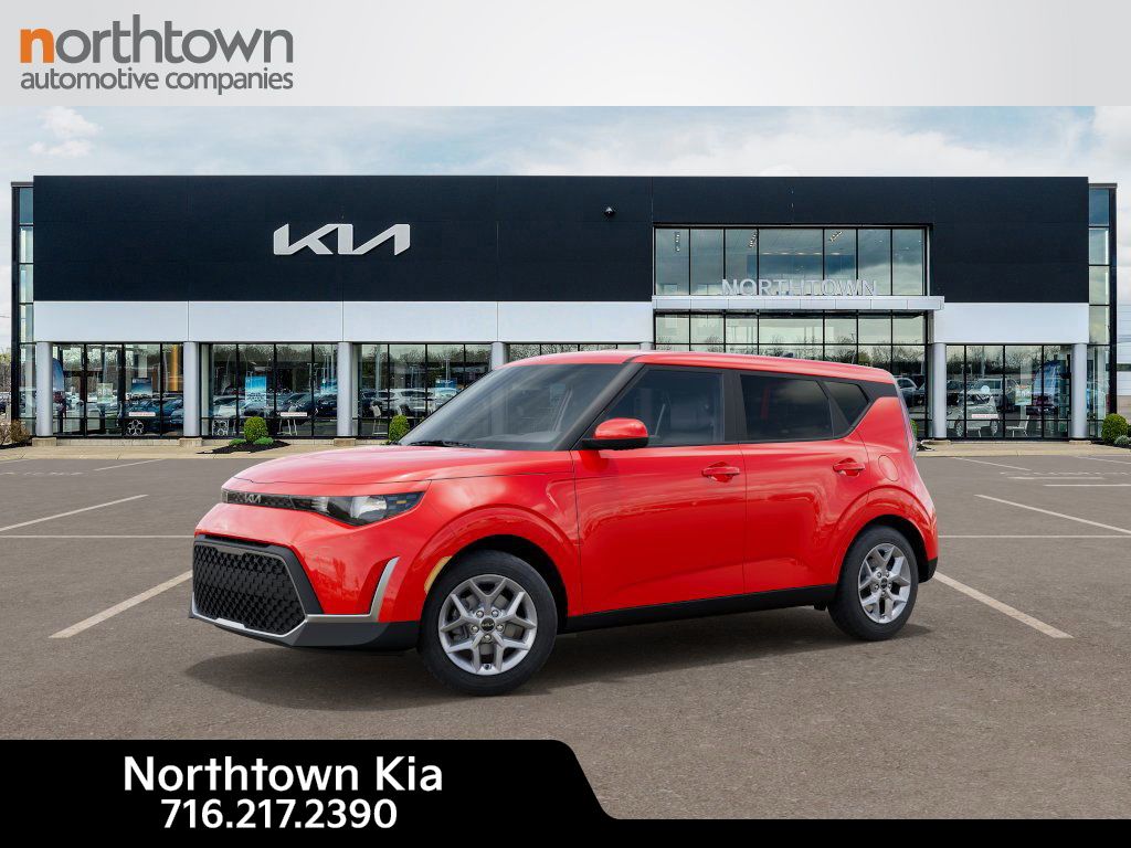2025 Kia Soul LX photo 3