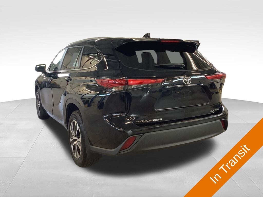 Used 2023 Toyota Highlander XLE SUV