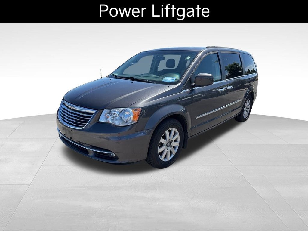 Used 2016 Chrysler Town & Country Touring Van LWB Passenger Van