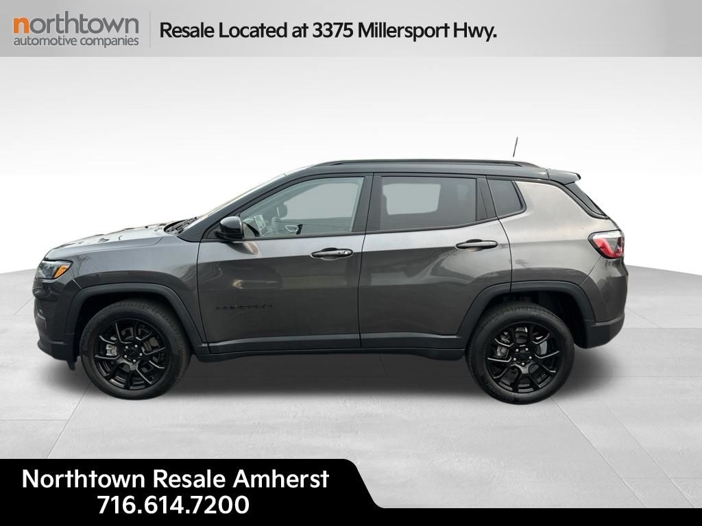 Used 2023 Jeep Compass Latitude SUV