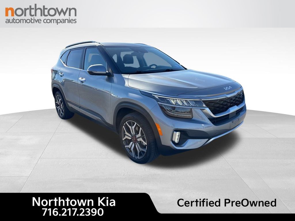 2023 Kia Seltos SX photo 3