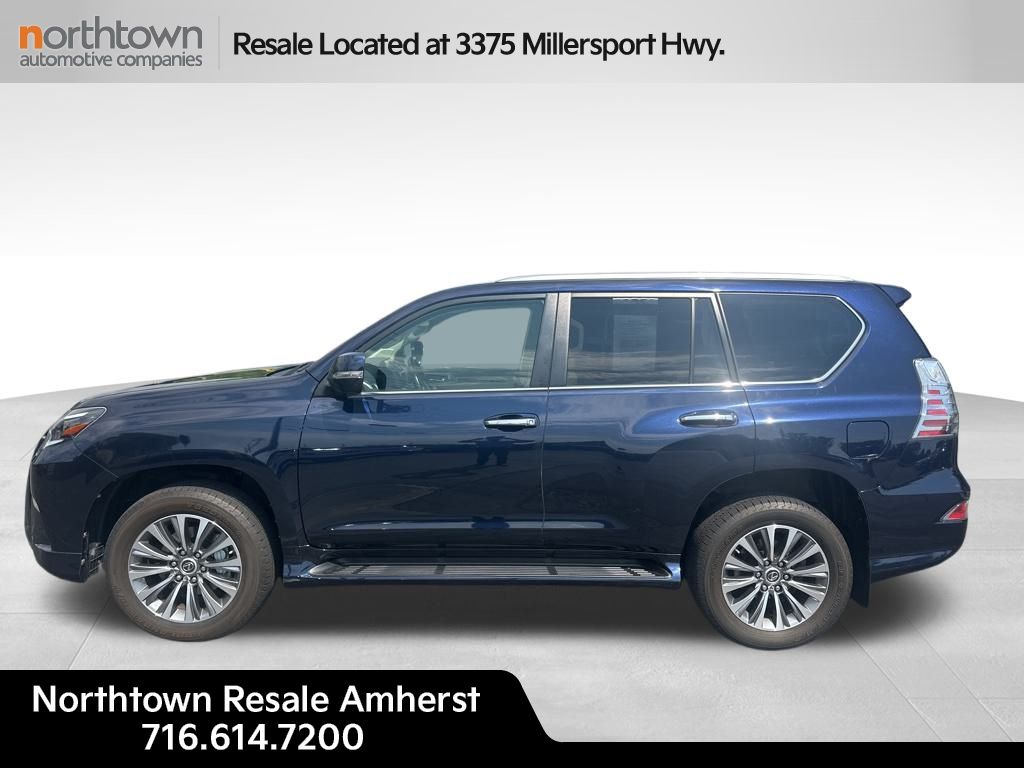 2020 Lexus GX 460 Luxury photo 3