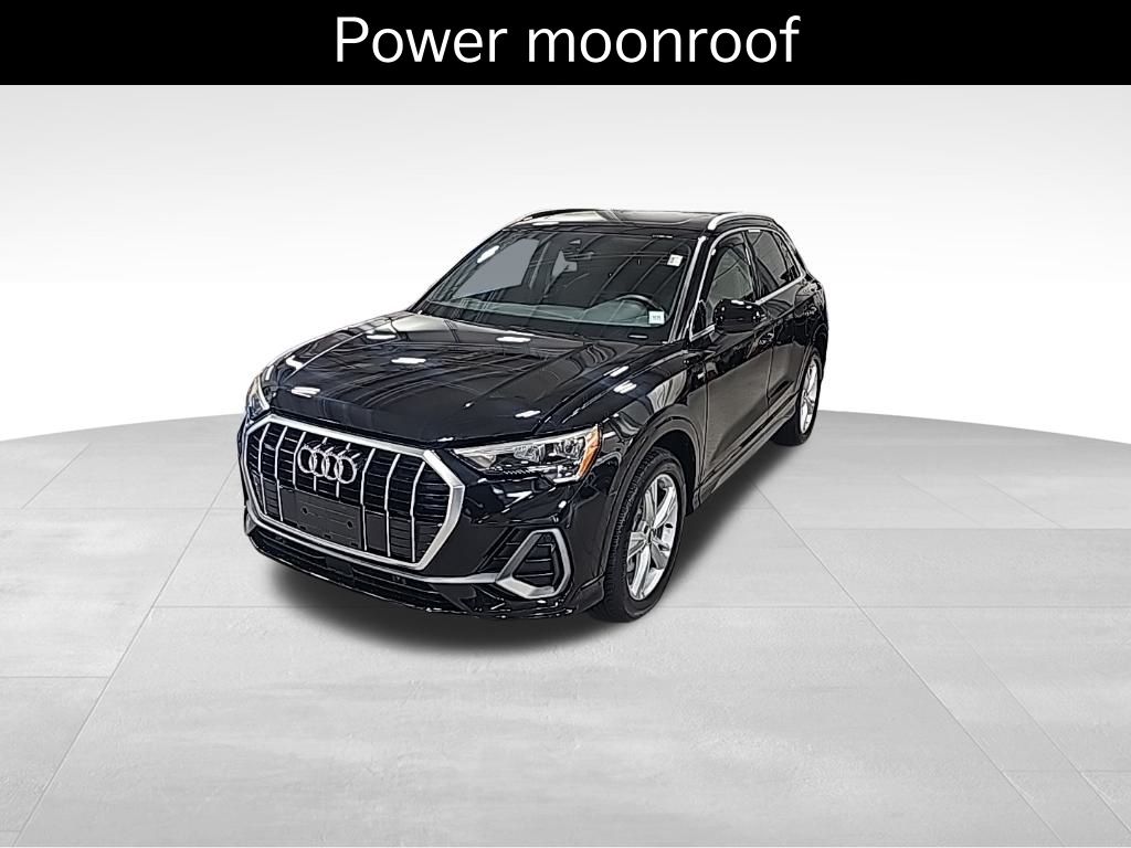 2021 Audi Q3 S line Premium photo 3