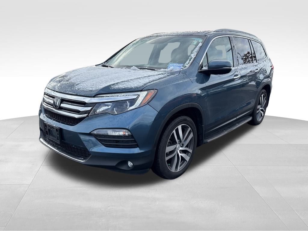 2017 Honda Pilot Touring photo 3