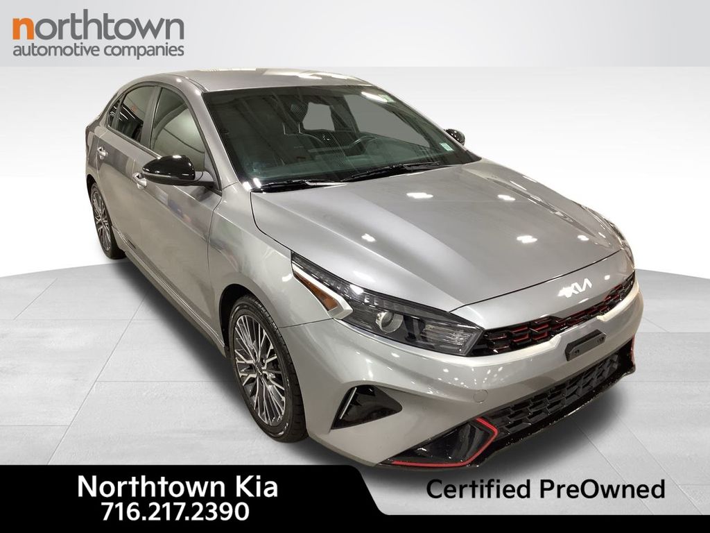 2023 Kia Forte GT-Line's photo