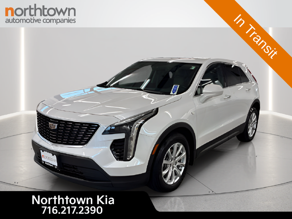 2022 Cadillac XT4 Luxury SUV