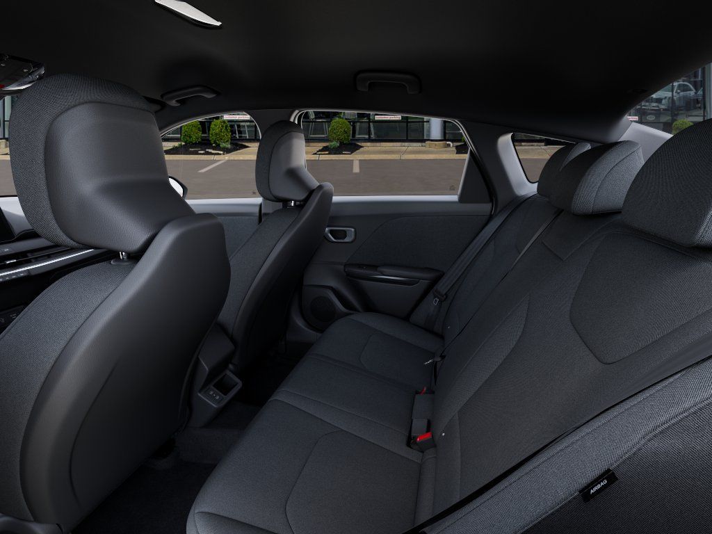 2026 Kia K4 LXS - Photo 19