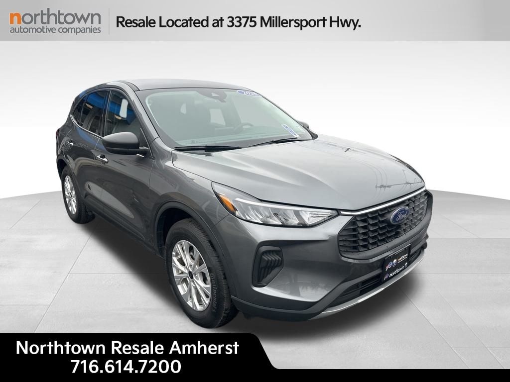 Used 2025 Ford Escape Active SUV