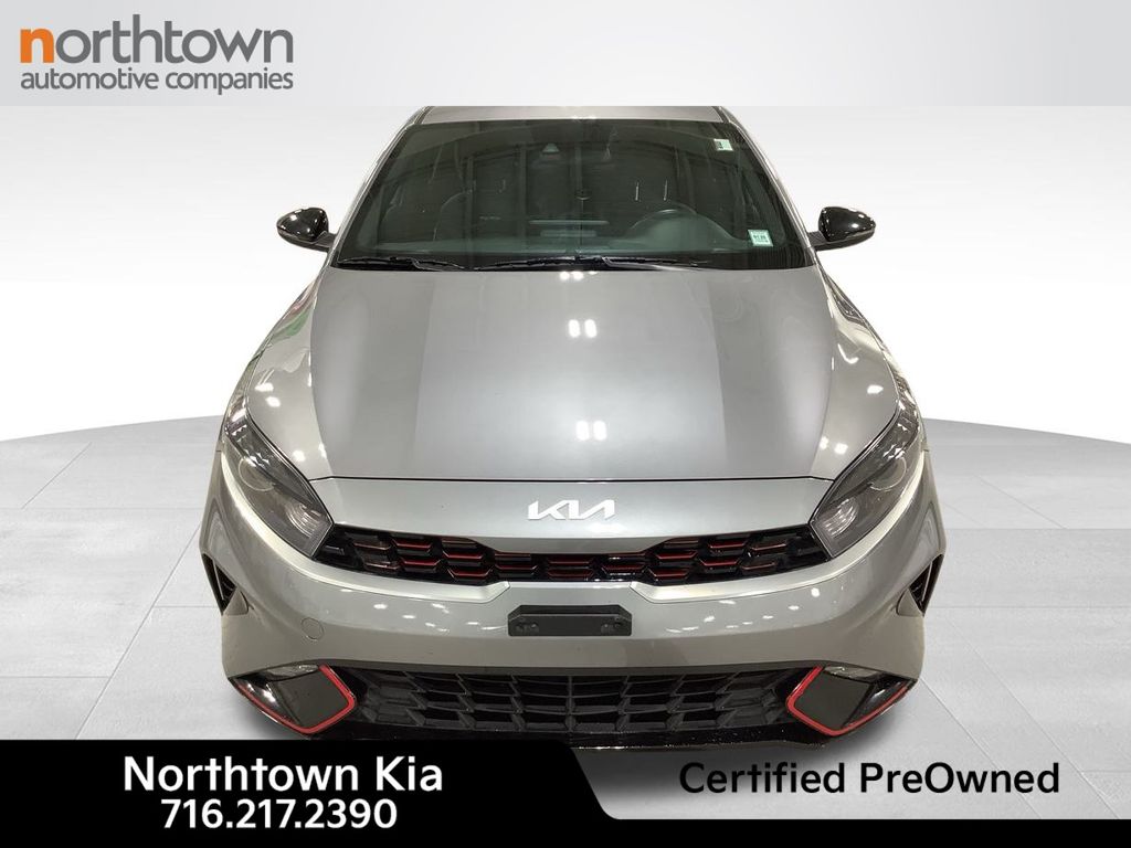 2023 Kia Forte GT-Line photo 2