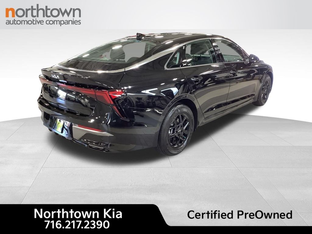 2025 Kia K5 LXS photo 3