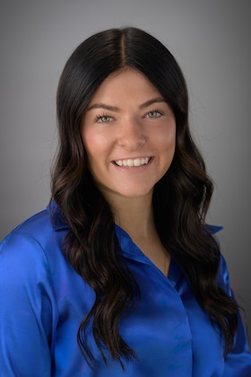 Staff member Ariella Krantz from ID_a6e0a5f8e4f3