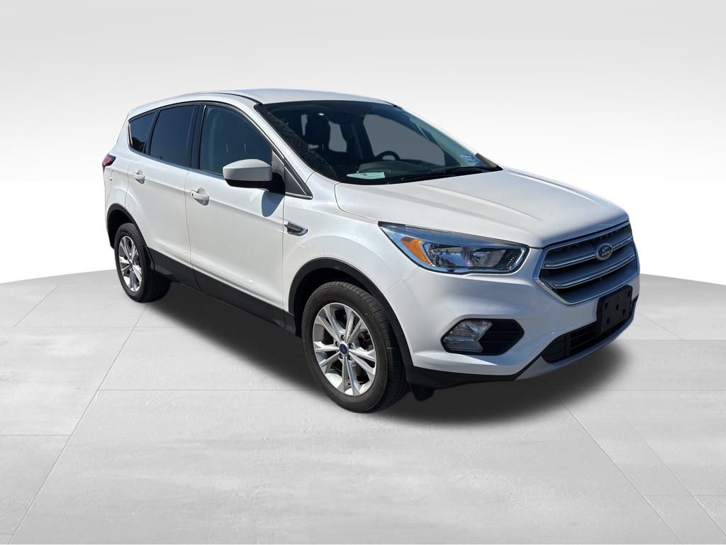 2019 Ford Escape SE photo 3