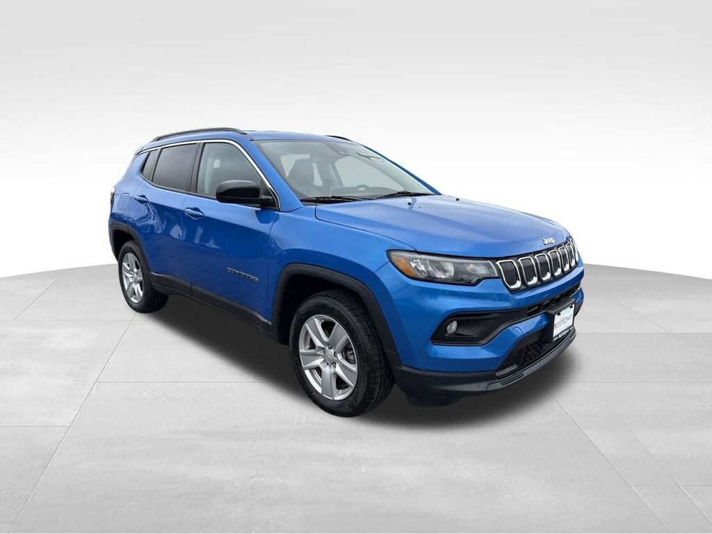 Used 2022 Jeep Compass Latitude SUV