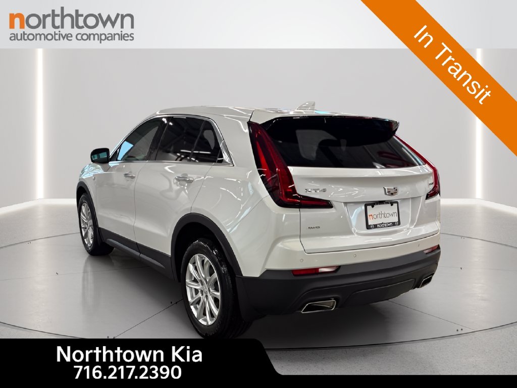 Used 2022 Cadillac XT4 Luxury SUV