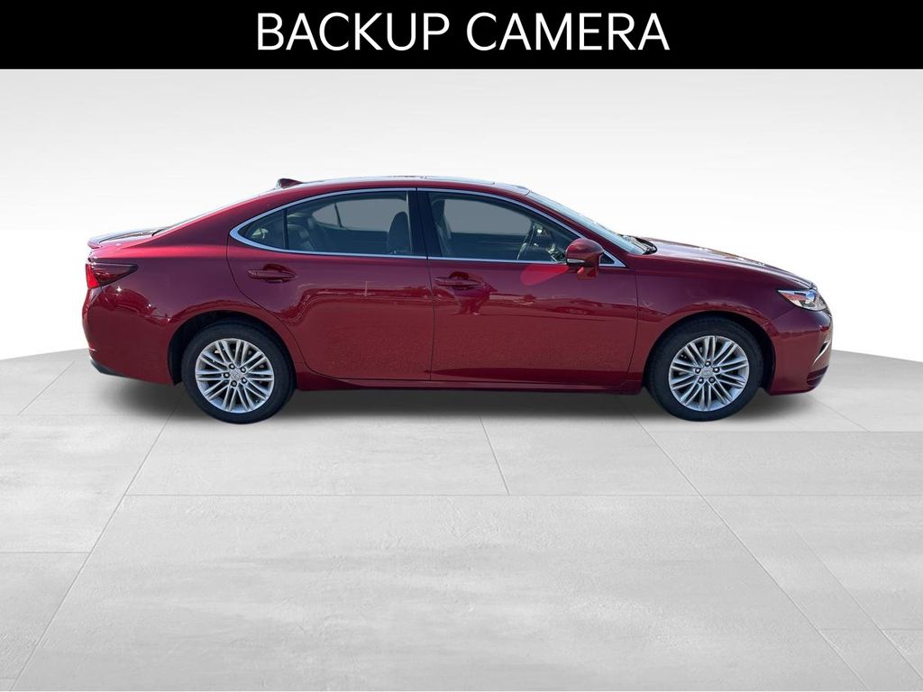 2017 Lexus ES 350 photo 2