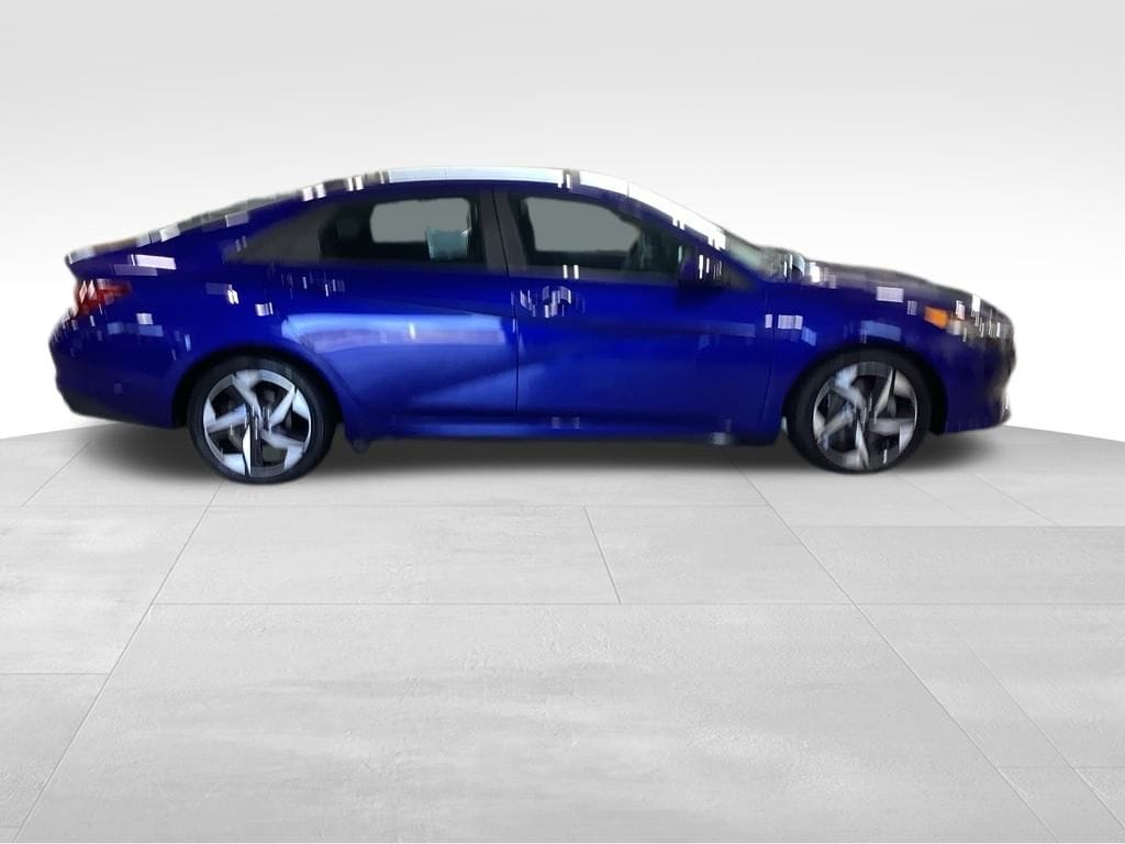 2023 Hyundai Elantra SEL photo 4