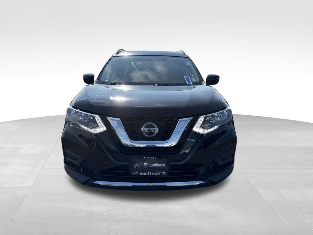Used 2018 Nissan Rogue SV with VIN KNMAT2MV7JP617501 for sale in Amherst, NY
