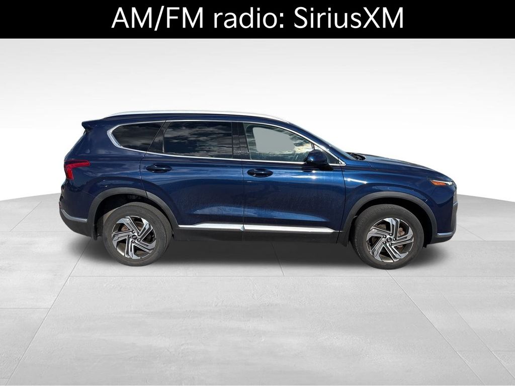 2022 Hyundai Santa Fe SEL photo 2