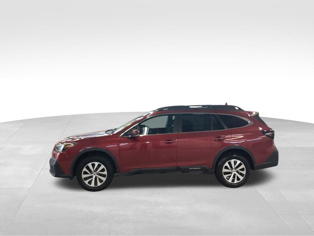 Used 2022 Subaru Outback Premium SUV