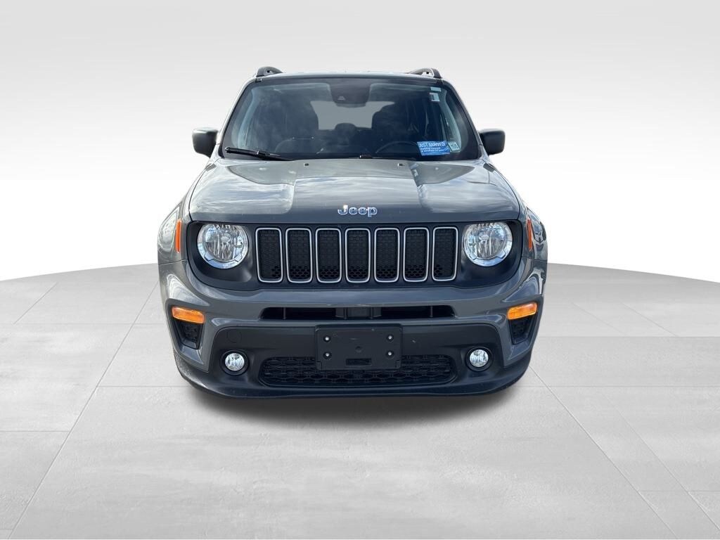 Used 2022 Jeep Renegade Latitude SUV