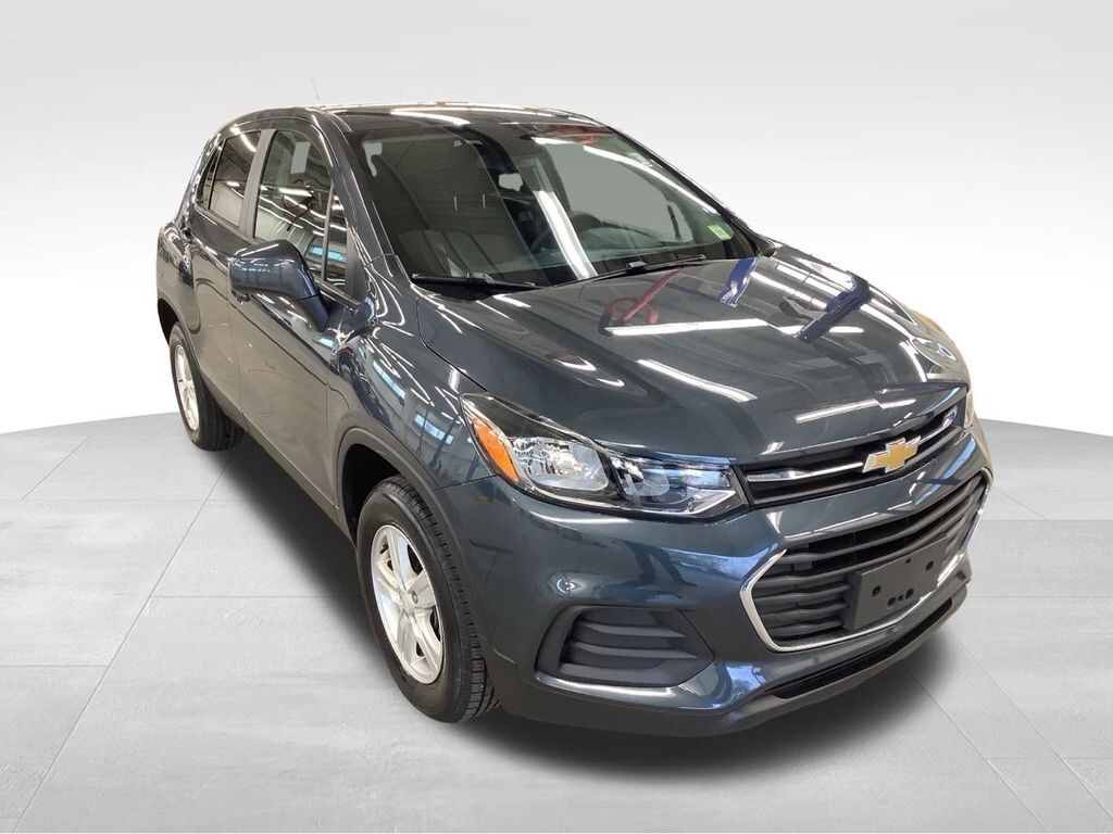 Used 2022 Chevrolet Trax LS SUV