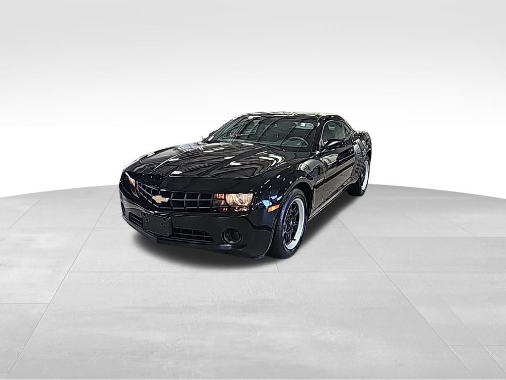 2011 Chevrolet Camaro LS photo 3