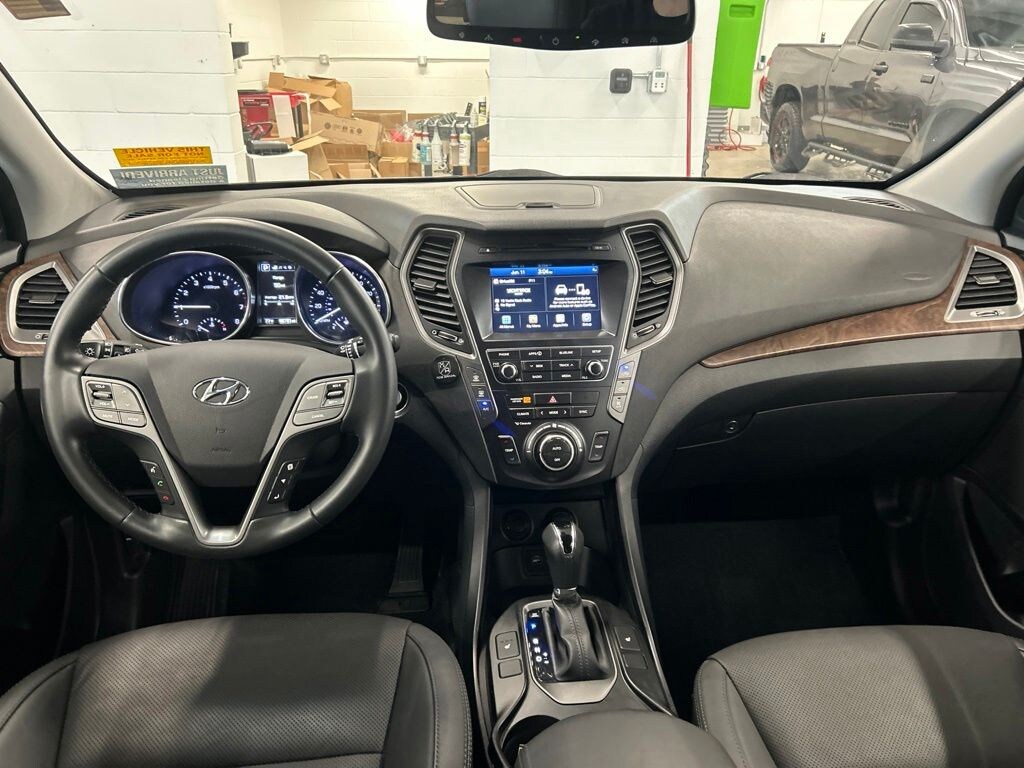 Used 2019 Hyundai Santa Fe XL SE SUV