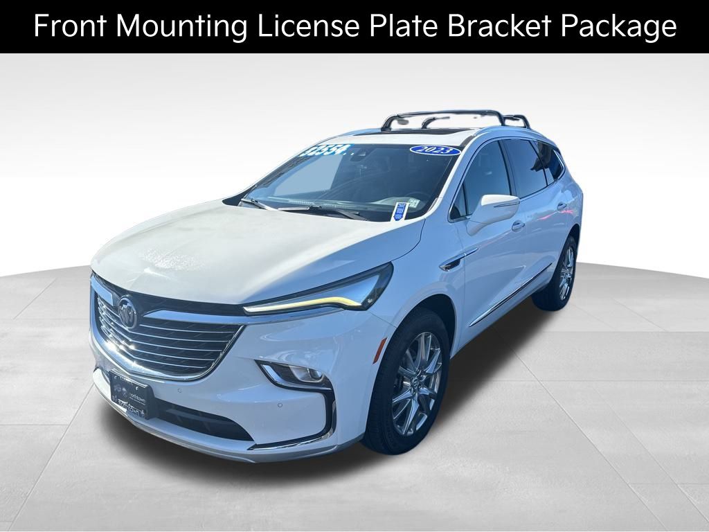 2023 Buick Enclave Essence photo 3