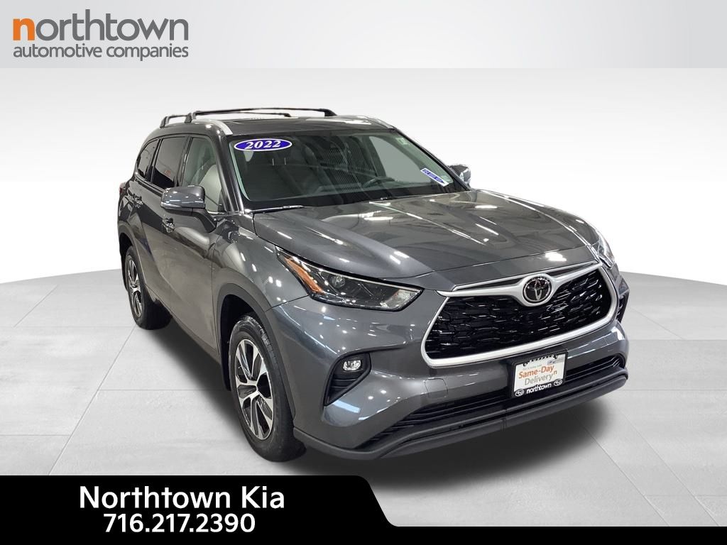 2022 Toyota Highlander SUV 