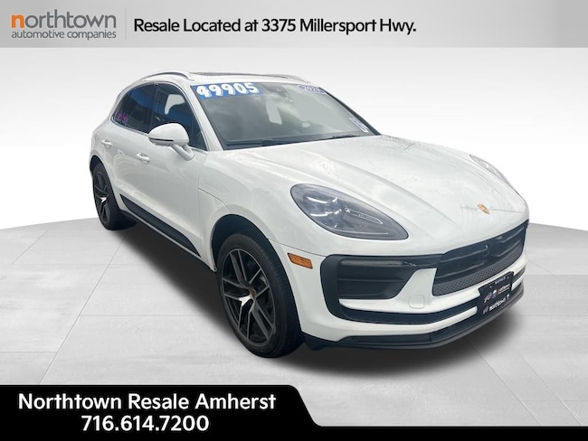 2023 Porsche Macan Base SUV