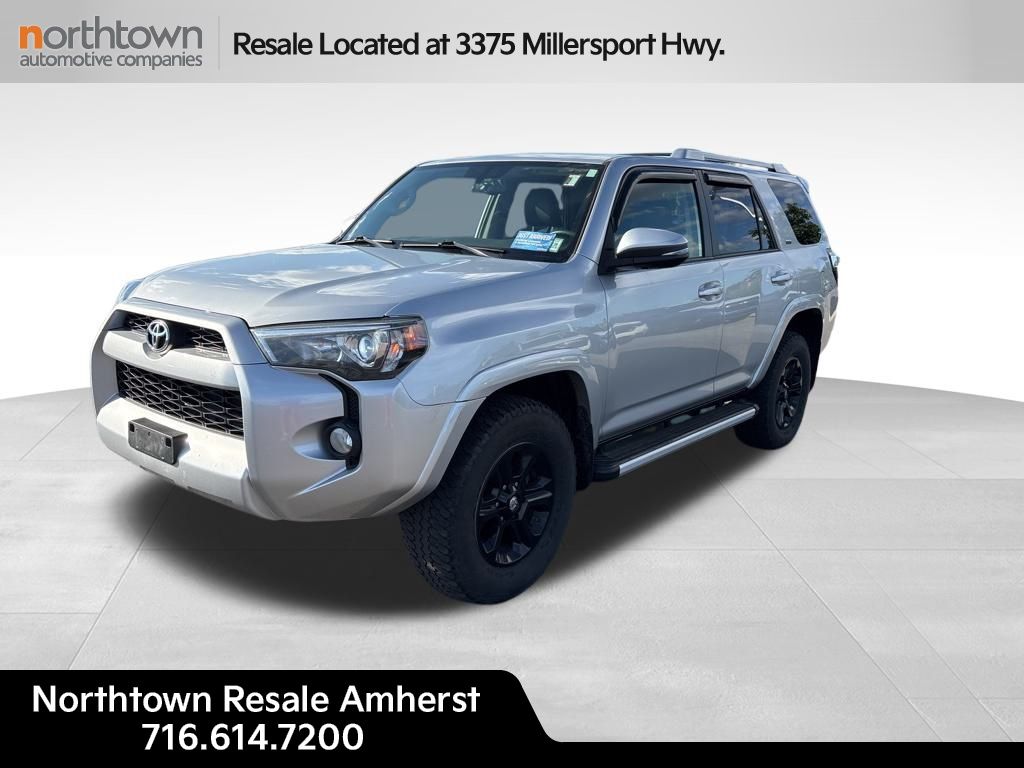 2017 Toyota 4Runner SR5 Premium photo 3