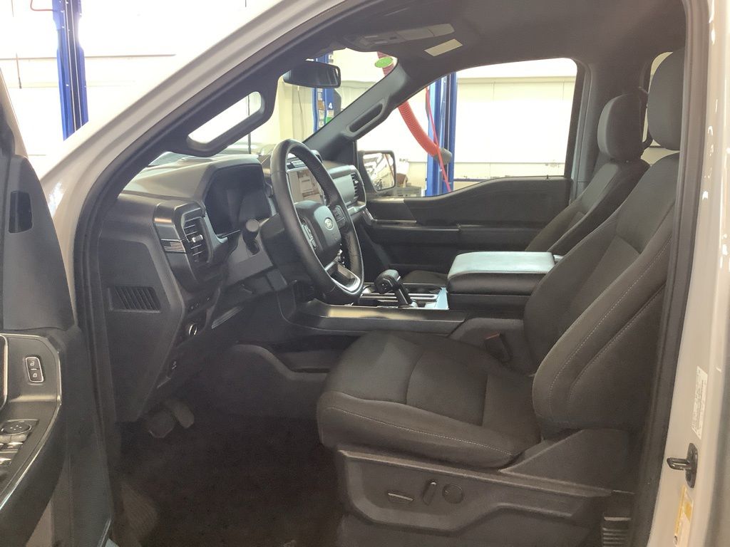 Photo 13