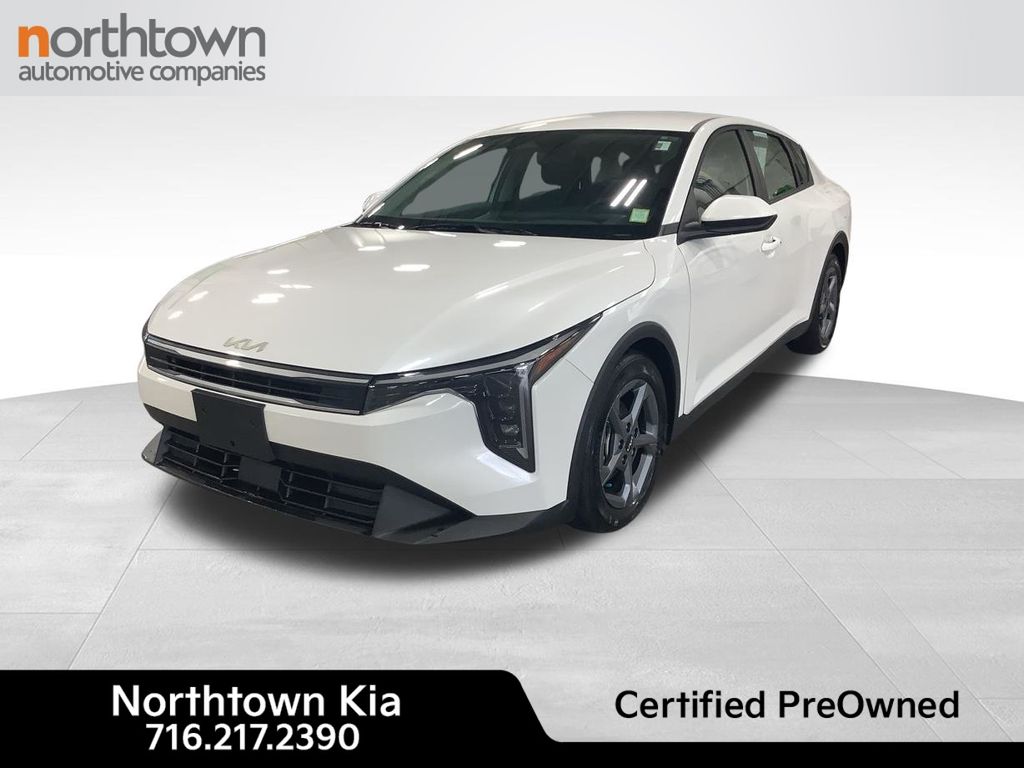 2025 Kia K4 LXS
