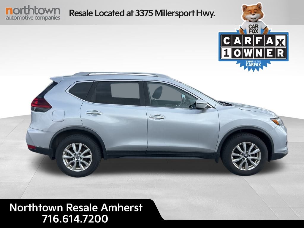2019 Nissan Rogue S photo 2