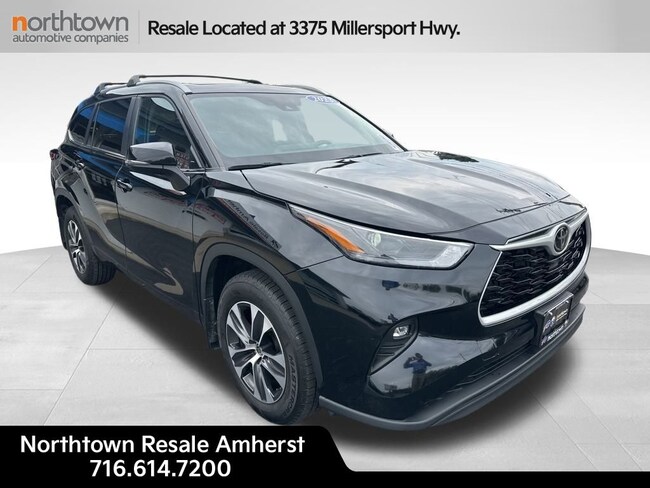 2023 Toyota Highlander XLE SUV