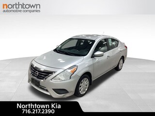 2016 Nissan Versa 1.6 SV Sedan
