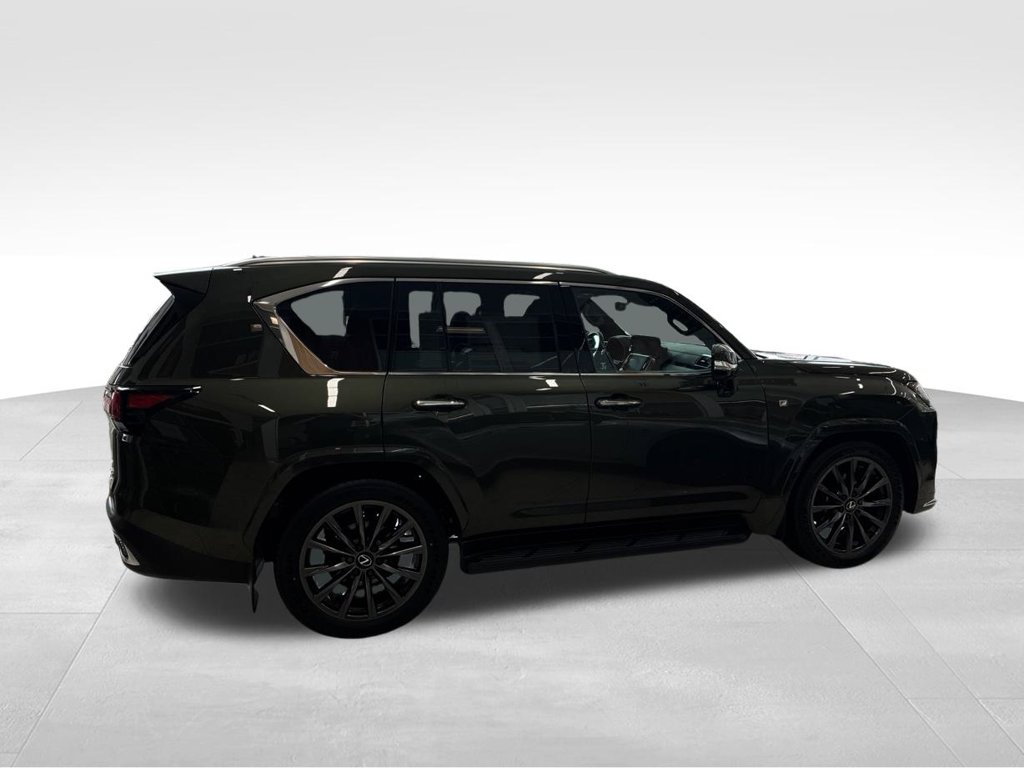 2026 Lexus LX 700h F-Sport - Photo 7